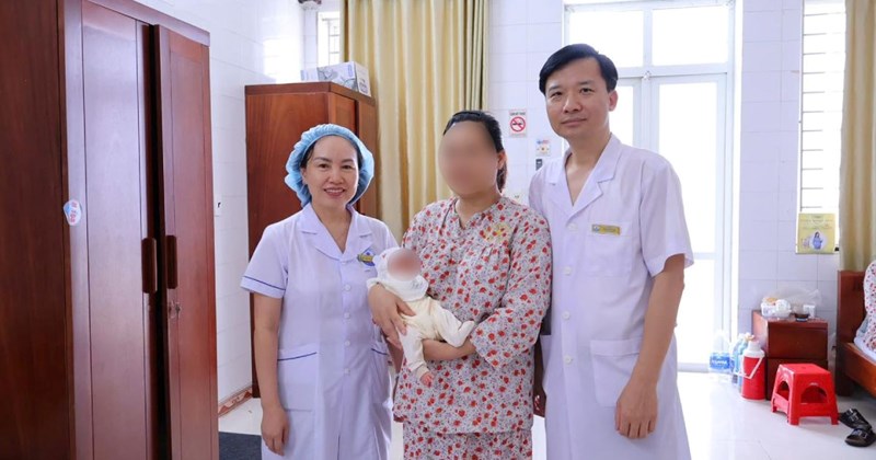Hưng Yên: Cứu mẹ và bé trong 5 phút vì sa dây rốn, vỡ ối