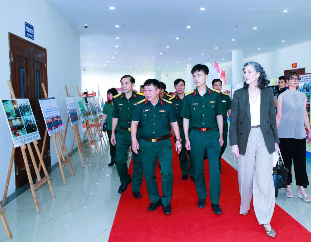 Các đại biểu dự hội nghị. Ảnh: Ái Vân