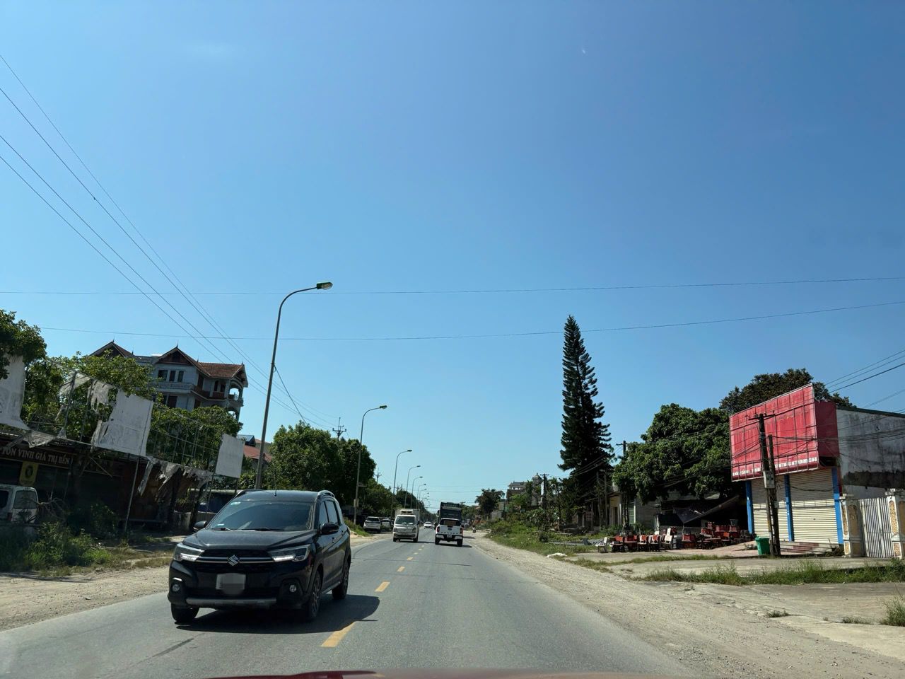 Intense heat is appearing early and lasting in many areas across the country. Photo: Huy Duc