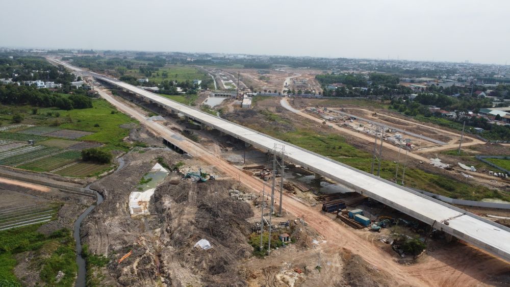 The Bung Biep - Suoi Cat drainage axis project intersects with the Ring Road 3 project in Ho Chi Minh City, passing through Phu Loi ward, Ho Chi Minh City. Photo: Dinh Trong