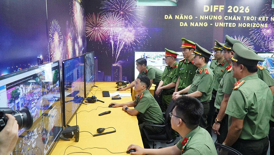 Công an TP Đà Nẵng tổ chức nhiều hội nghị quán triệt, rà soát phương án, phối hợp chặt chẽ với các lực lượng chức năng nhằm bảo đảm tuyệt đối an ninh, an toàn cho lễ hội. Ảnh: CATP
