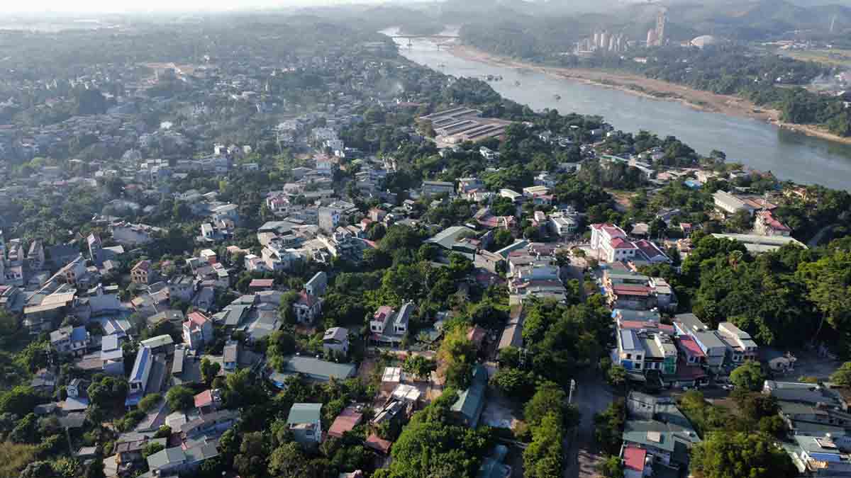 The arrangement of villages and residential groups in Tuyen Quang province will be completed before June 30. Photo: Viet Bac