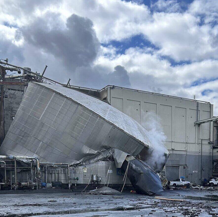 Chemical tank broken in the US. Photo: Longview Fire Department