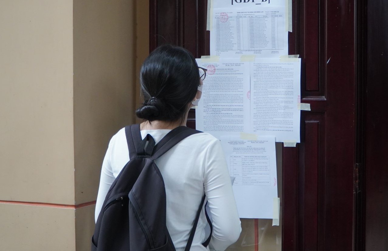 Candidates taking the competency assessment exam in Ho Chi Minh City. Photo: Chan Phuc