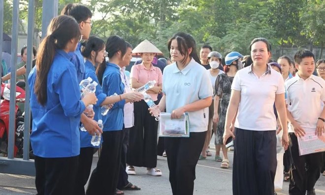 On May 27, candidates in Tuyen Quang took the common subject exam in the 10th grade high school entrance exam for the 2026 - 2027 school year. Photo: Duc Hanh