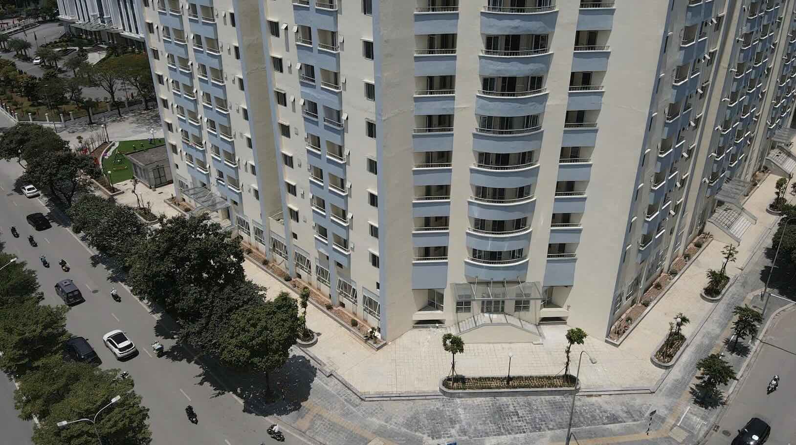 Với tổng mức đầu tư hơn 452 tỉ đồng, dự án gồm tòa nhà cao 15 tầng trên khu đất rộng hơn 8.600m2, cung cấp 299 căn hộ.  