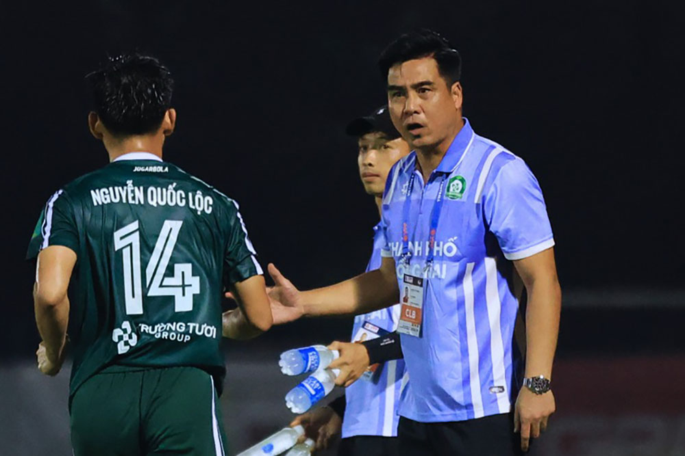Coach Nguyen Viet Thang of Dong Nai Fresh School. Photo: Dong Nai Fresh School Club