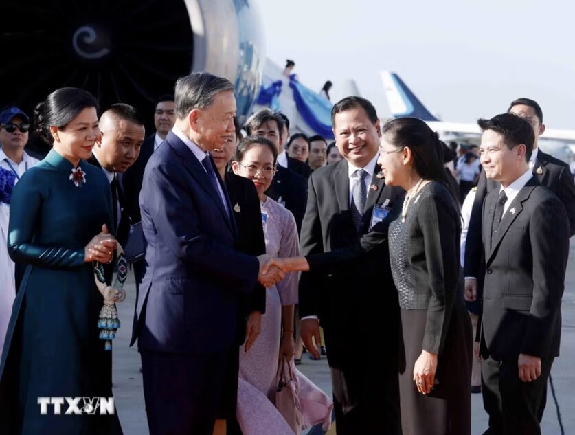 Lễ đón Tổng Bí thư, Chủ tịch nước Tô Lâm và Phu nhân tại sân bay quân sự 2, Khu vực sân bay quốc tế Don Mueng. Ảnh: TTXVN