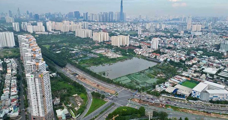 Giao thông công cộng mở đường tái cấu trúc TP.HCM