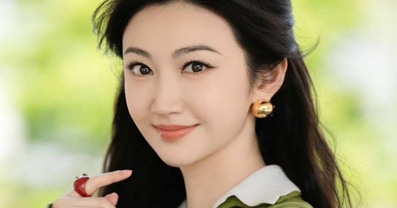 Canh Diem ngừng mọi hoạt động, mất liên lạc sau bê bối