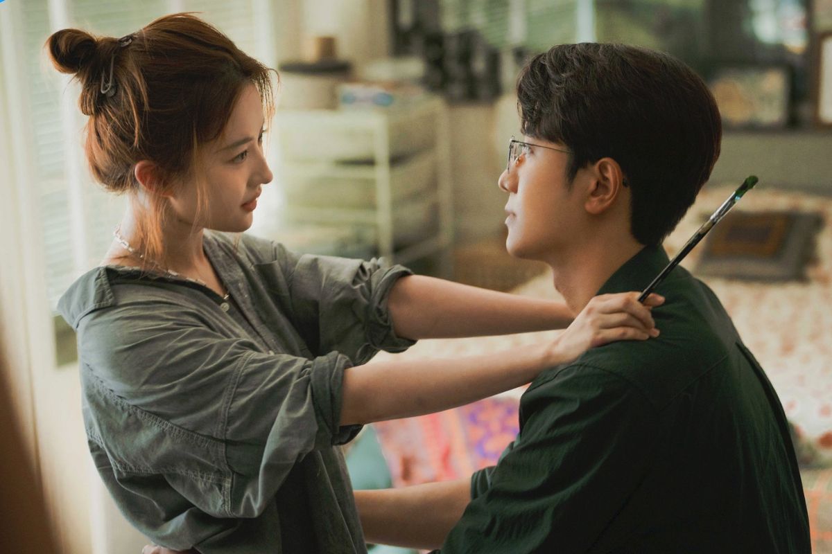 Lưu Diệc Phi và Bành Quán Anh im lặng trước tin đồn tình cảm. Ảnh: Nhà sản xuất