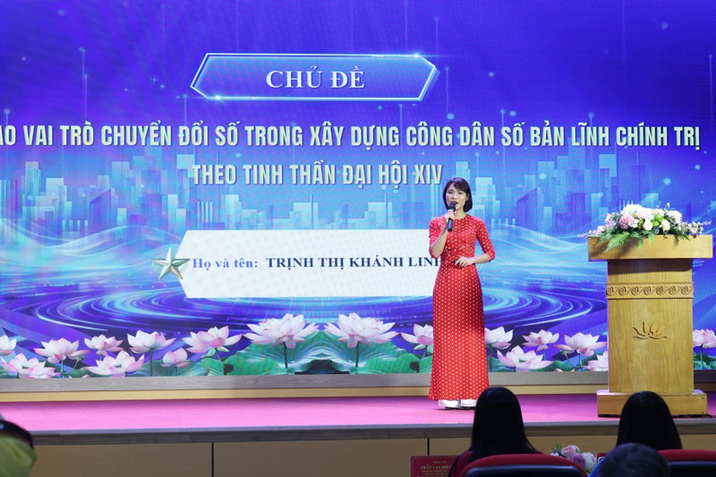 Đồng chí Trịnh Thị Khánh Linh - Đảng bộ Học viện Phụ nữ Việt Nam.