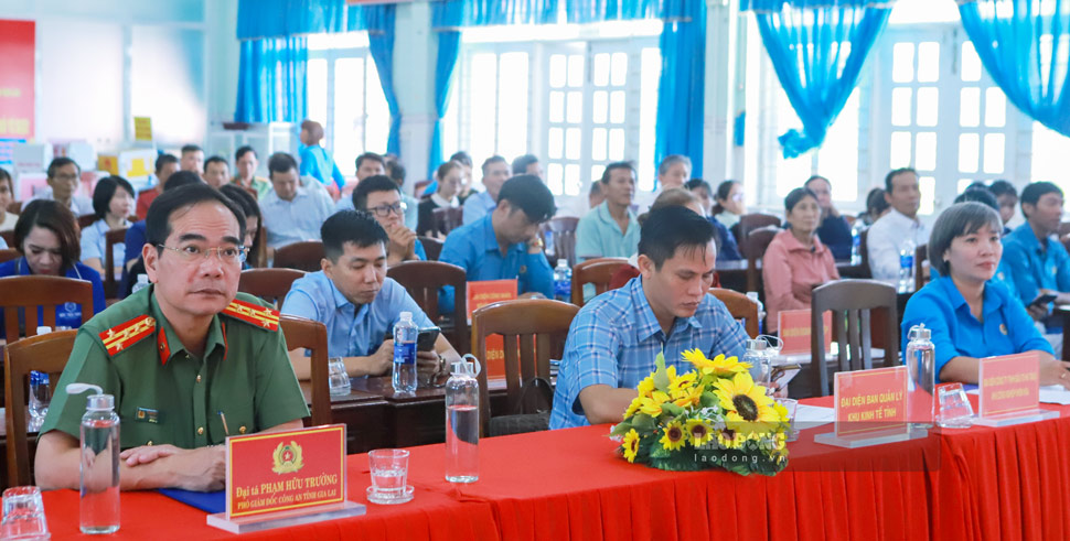 Đại biểu dự hội nghị. Ảnh: Hoài Phương