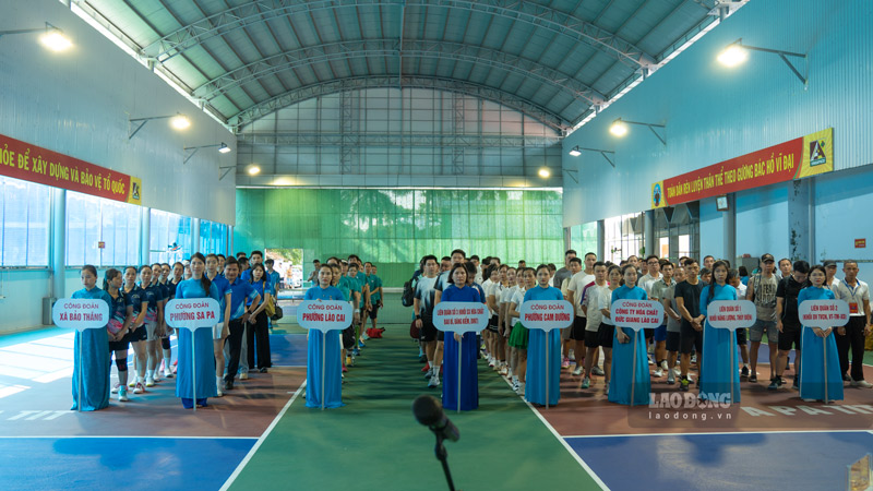 Giải đấu quy tụ 120 vận động viên đến từ các công đoàn cơ sở. Ảnh: Đinh Đại