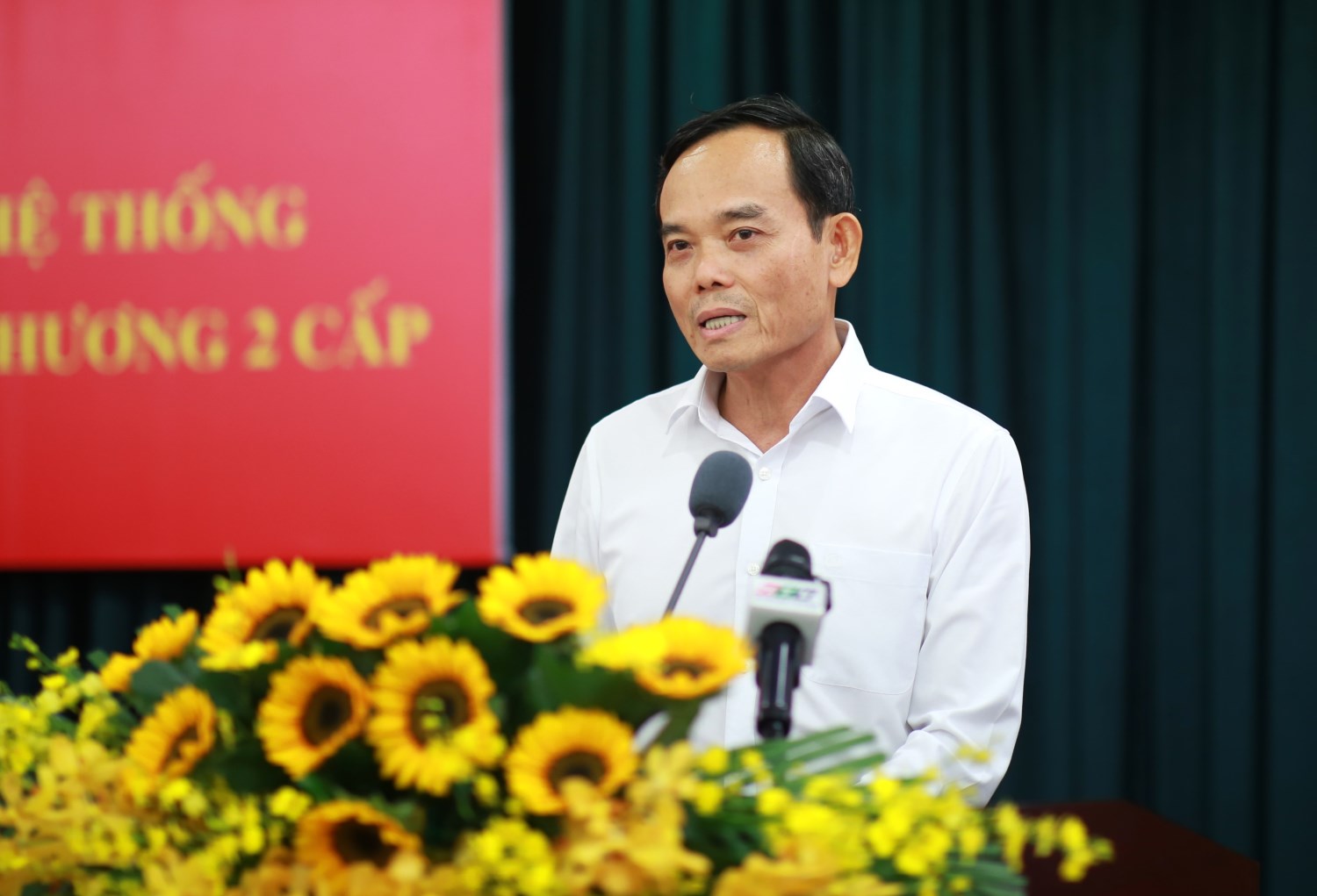 Secretary of the Ho Chi Minh City Party Committee Tran Luu Quang spoke at the conference. Photo: Minh Quan