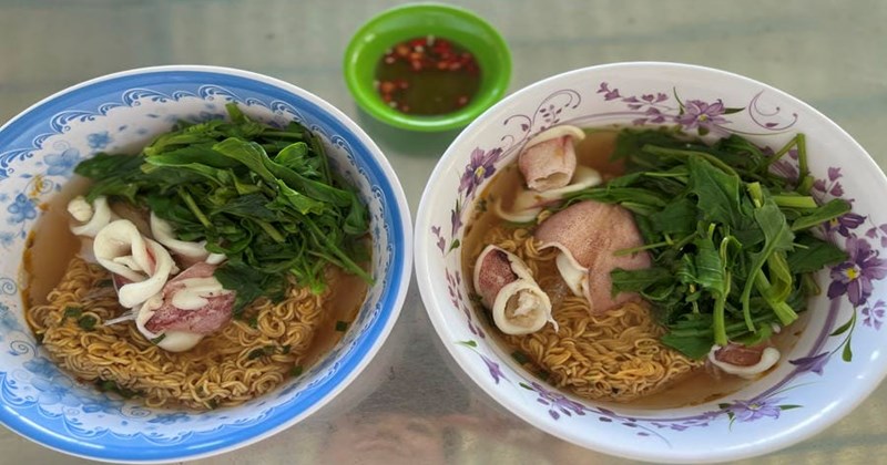 Bún rau mực thanh mát, đổi vị bữa sáng ngày hè