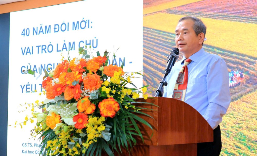 Theo GS.TS Phạm Hồng Tung, nông nghiệp hiện đứng trước thách thức mới về sinh kế khi nhiều diện tích đất nông nghiệp bị bỏ hoang, người dân rời bỏ đồng ruộng do thu nhập thấp và thiếu ổn định. Ảnh: Quỳnh Chi