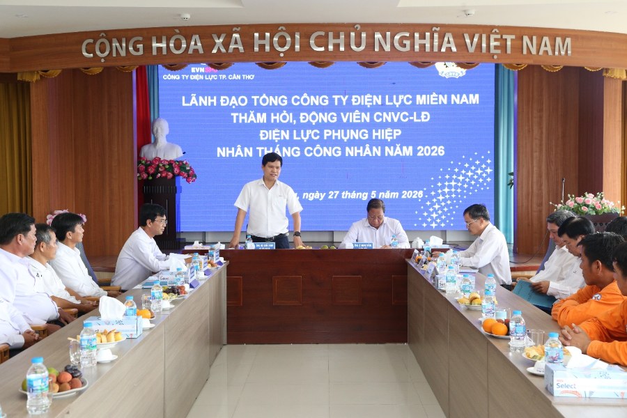 Ông Bùi Quốc Hoan - Phó Tổng Giám đốc EVNSPC - phát biểu tại buổi làm việc. Ảnh: An Duy