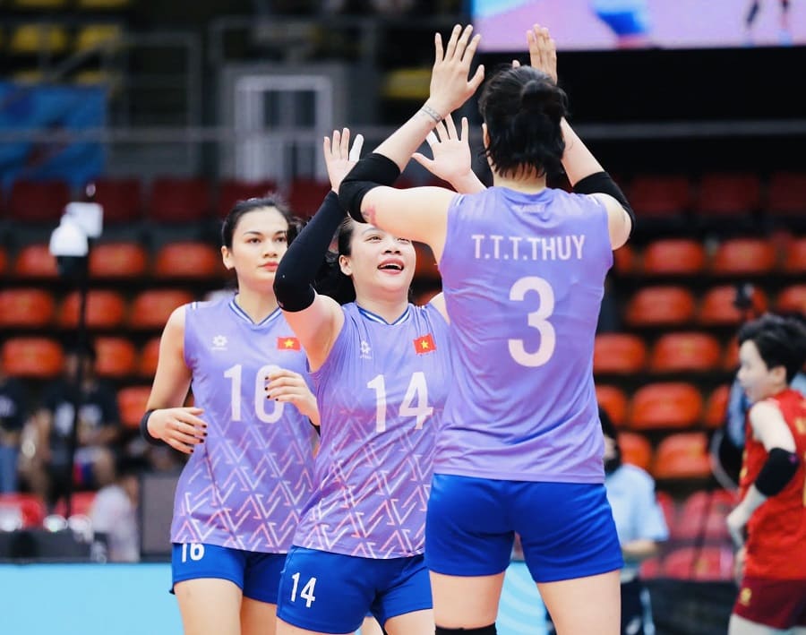 The Vietnamese women's volleyball team will go to the Philippines on June 3. Photo: Minh Dan