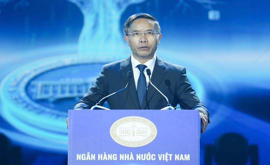 Ông Phạm Đức Ấn - Ủy viên Trung ương Đảng, Thống đốc Ngân hàng Nhà nước Việt Nam phát biểu tại Lễ bế mạc. Ảnh: Hữu Chánh