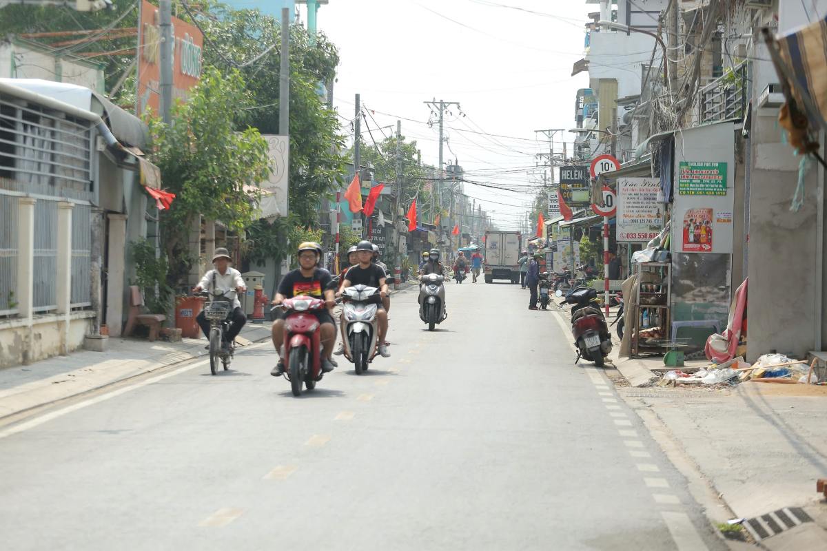 Le Van Luong street (HCMC) will be expanded to 30 - 40m. Photo: Anh Tu