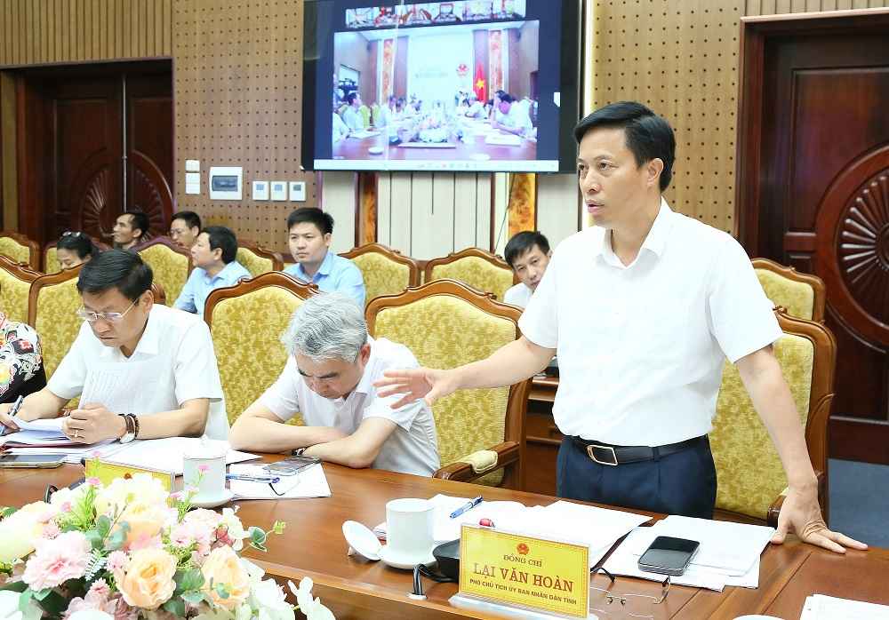 Các đại biểu thảo luận nhiều giải pháp thúc đẩy giải ngân vốn đầu tư công trong thời gian tới. Ảnh: Tất Đạt