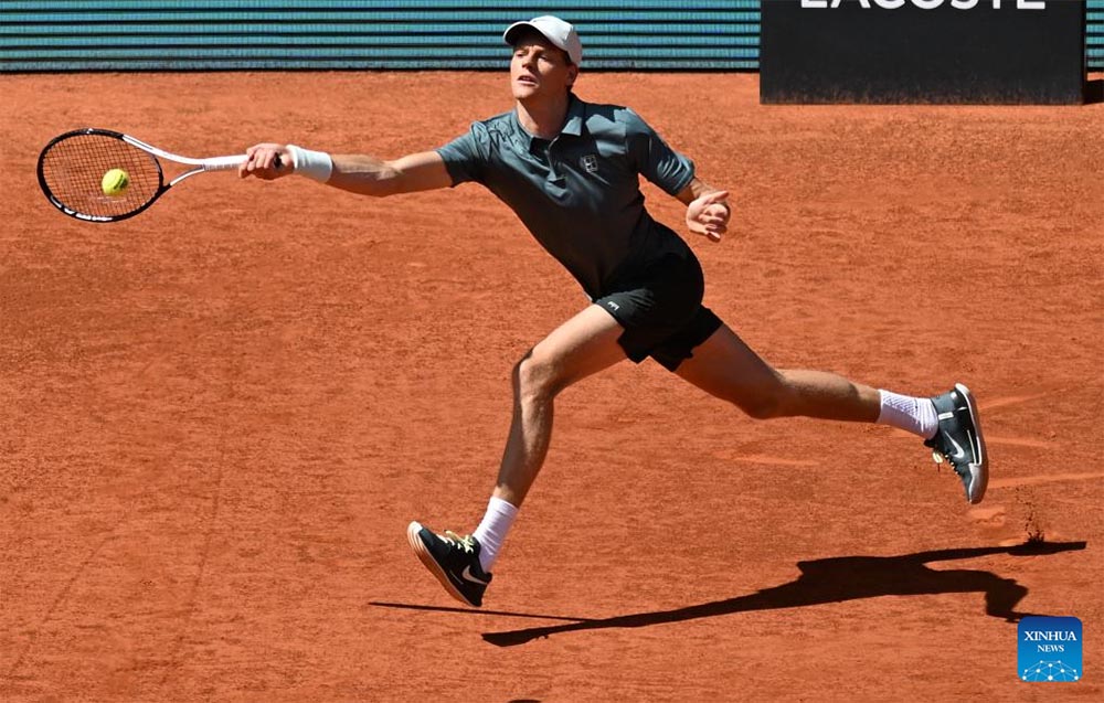 Jannik Sinner unexpectedly stopped right from the second round of Roland Garros 2026 after a reverse defeat to Juan Manuel Cerundolo. Photo: Xinhua