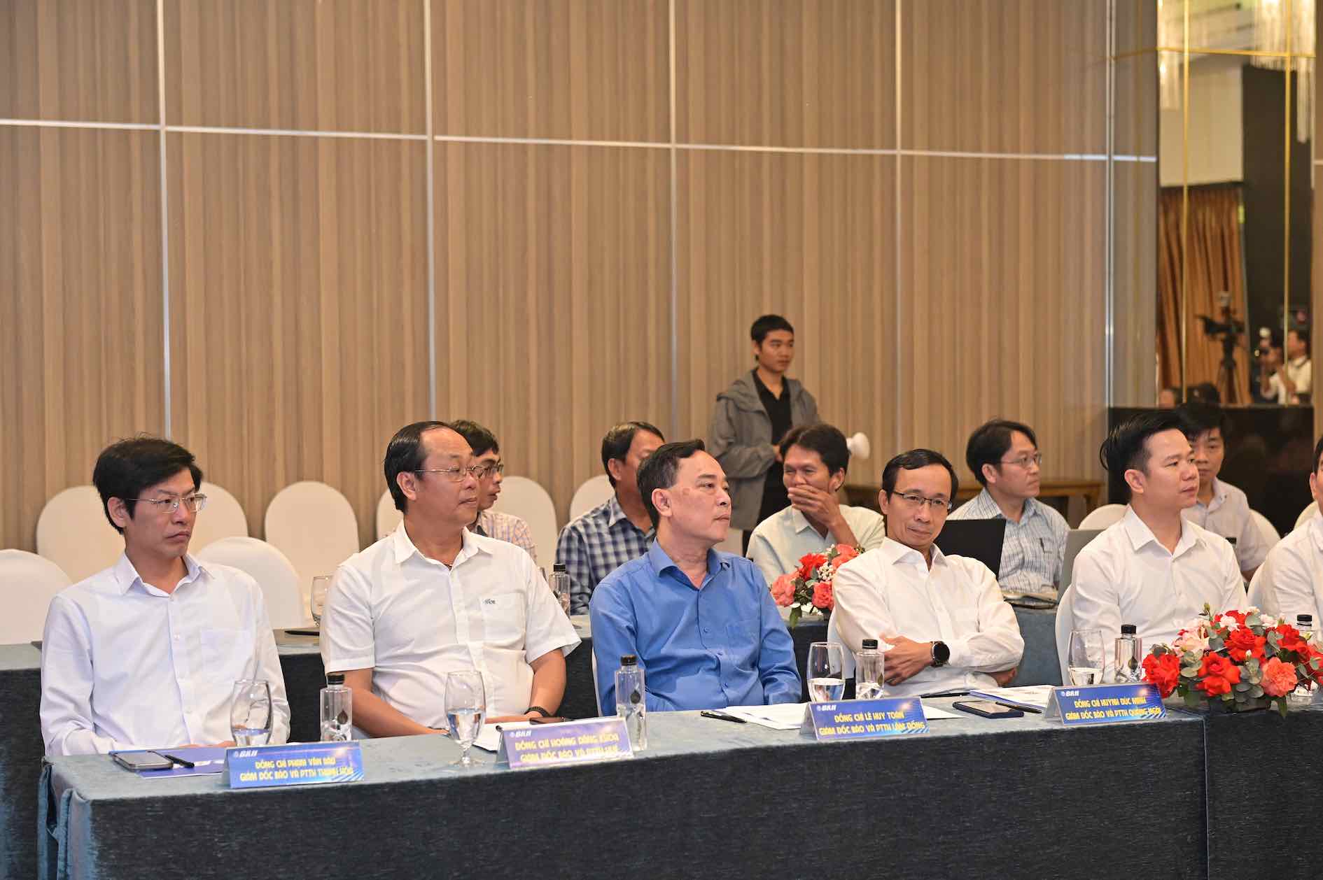 Many local press units believe that financial autonomy does not mean journalistic commercialization. Photo: Huu Long