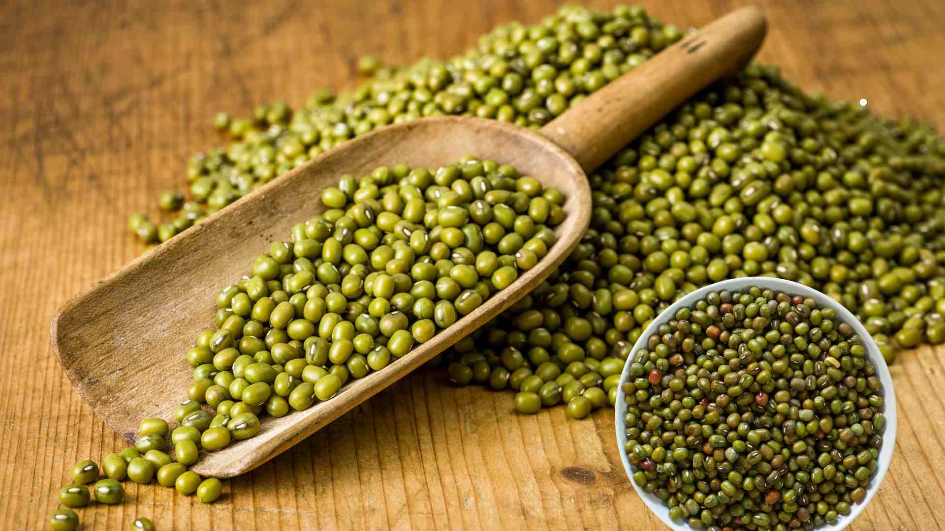 You should prioritize simple dishes such as green bean porridge so that blood sugar does not increase. Graphic photo: Huong Son
