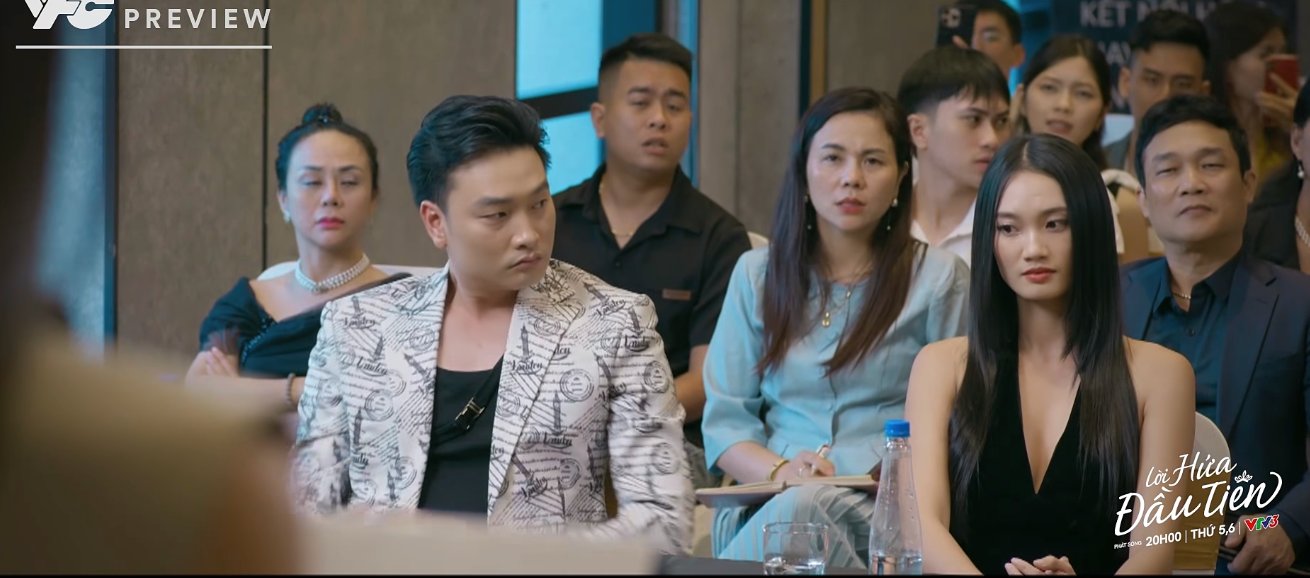 Vi Minh lật kèo tố Hải Đăng gian dối trong phim “Lời hứa đầu tiên” tập 14. Ảnh: VFC.