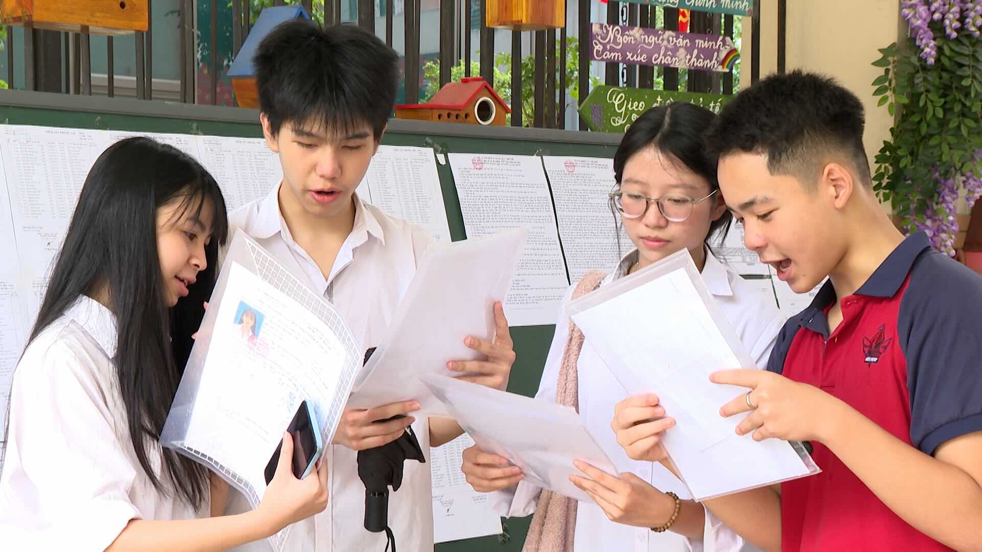 Hanoi students are confident and ready to conquer their first wish to enter 10th grade high school