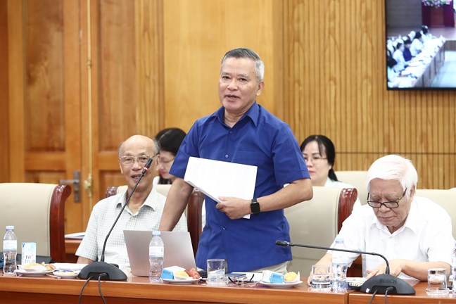  TS Nguyễn Văn Pha, Ủy viên Đoàn Chủ tịch Ủy ban Trung ương MTTQ Việt Nam phát biểu tại Hội thảo. Ảnh: Thu Hà