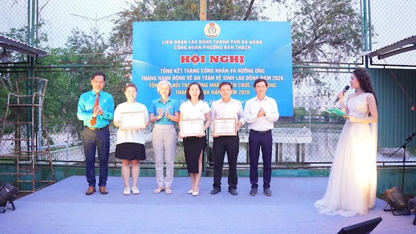 Ban Thach Ward Trade Union has just organized a conference to summarize Workers' Month 2026. Photo: Ban Thach Trade Union