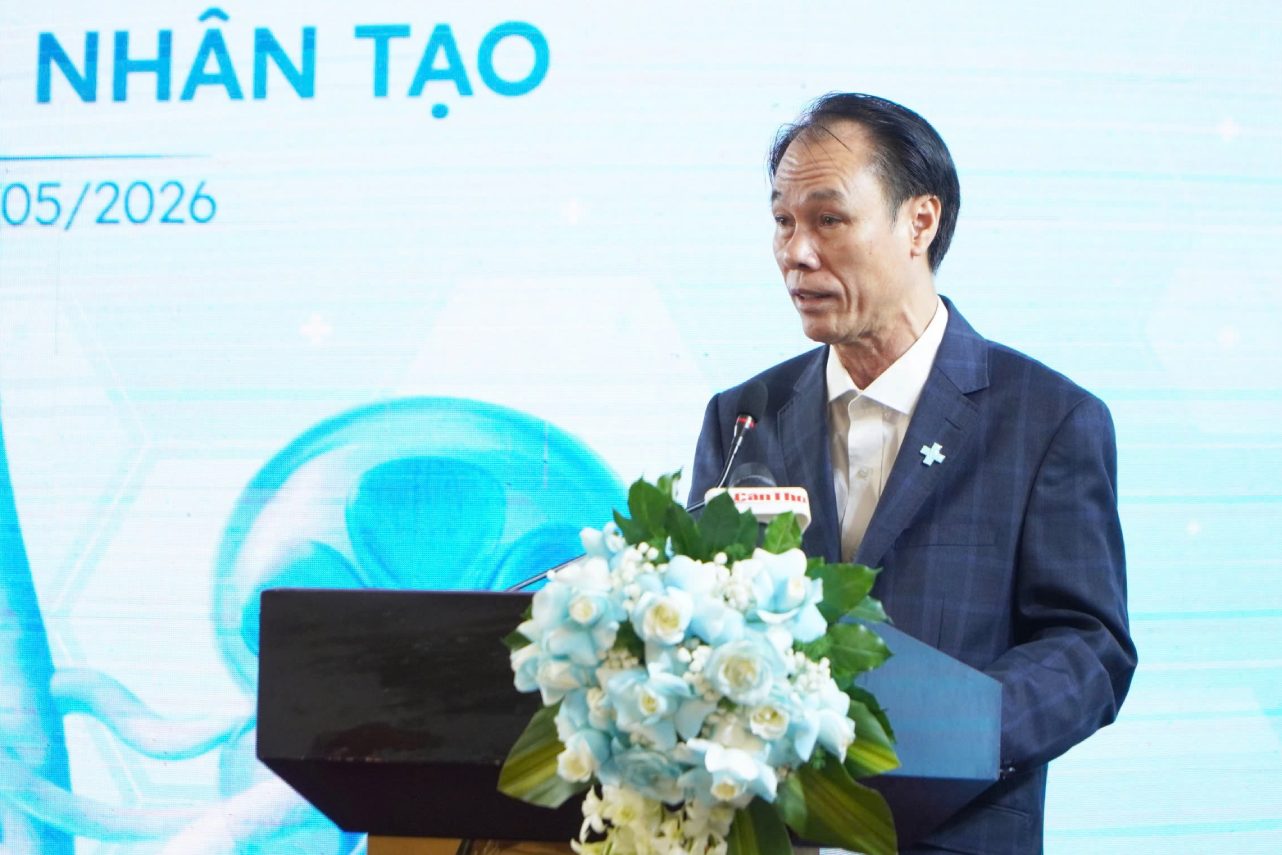 TS.BS. Nguyễn Phi Hùng – Giám đốc Y khoa Bệnh viện Hoàn Mỹ Cửu Long. Ảnh: Tạ Quang
