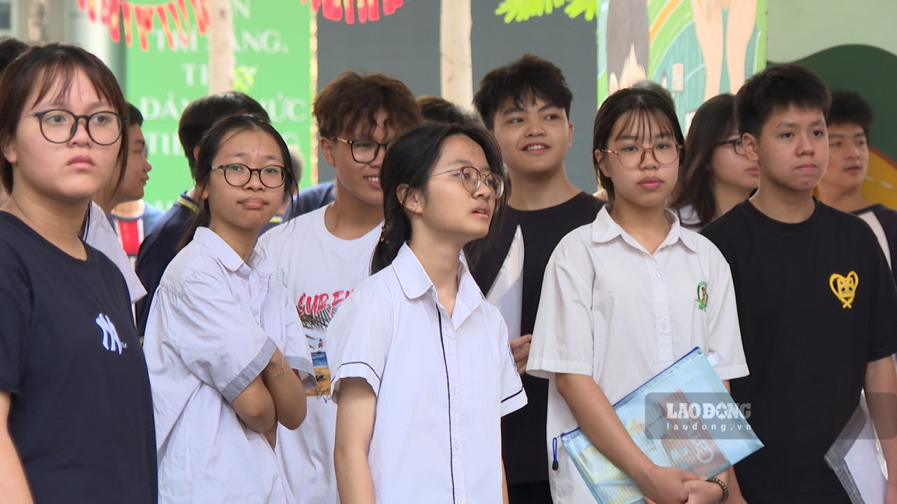 High-competitive Hanoi 10th grade exam, candidates need to prepare carefully for this