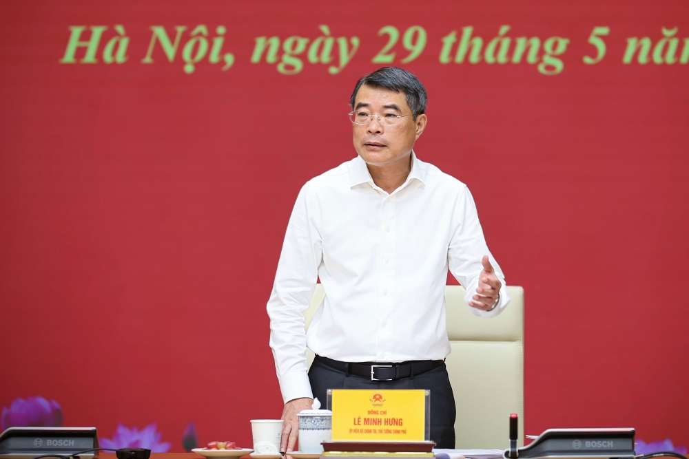 Thủ tướng Chính phủ Lê Minh Hưng kiến nghị rà soát việc sắp xếp thôn, tổ dân phố và bố trí cán bộ không chuyên trách. Ảnh: VGP