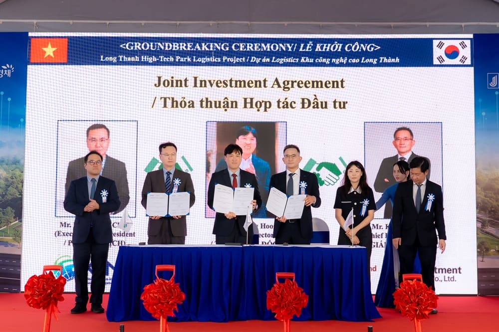 Ảnh ký kết hỏa thuận hợp tác đầu tư chụp ngày 28.5. Ảnh: JEIL E&C Group