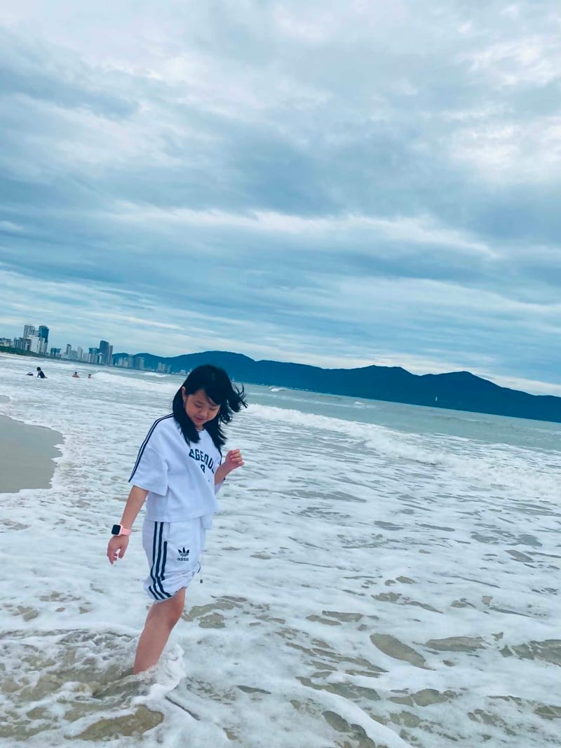 Parents, let's create a memorable summer with our children. Photo: Mi Lan