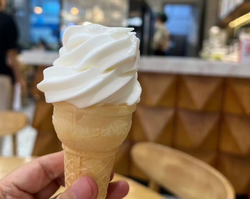 There are many reasons why blood sugar spikes when eating ice cream regularly. Photo: Kieu Vu