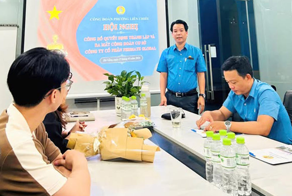 Lien Chieu Ward Trade Union established the grassroots Trade Union of Permate Global Joint Stock Company with 42 union members. Photo: Lien Chieu Trade Union