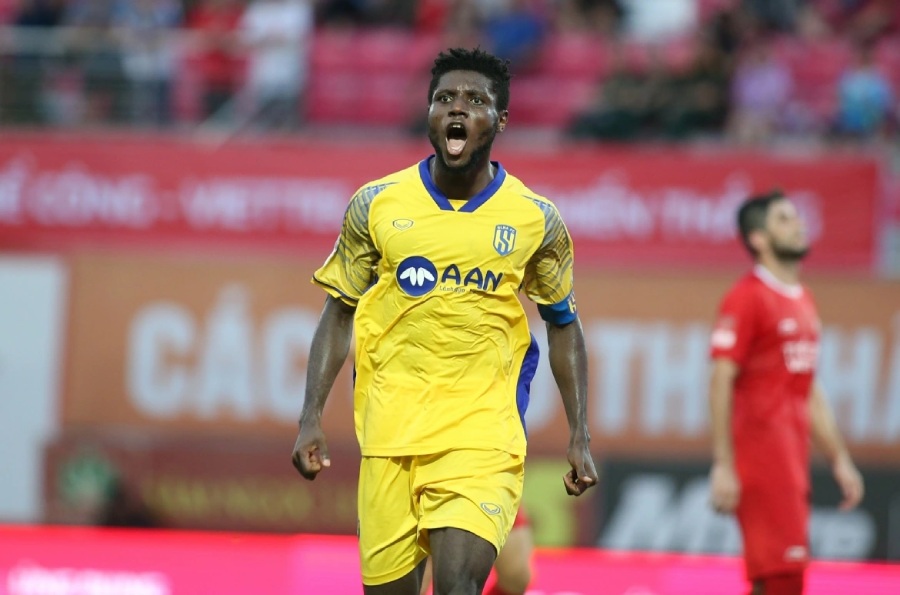 Foreign player Olaha will move to Ho Chi Minh City Police Club. Photo: Nhu Dat