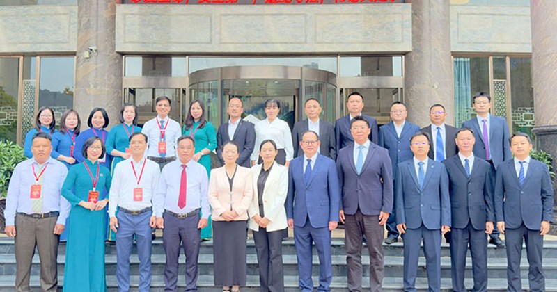 Liên đoàn Lao động Lai Châu dự chương trình giao lưu biên giới