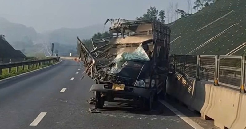 Tai nạn trên cao tốc Bùng - Vạn Ninh, 1 người tử vong