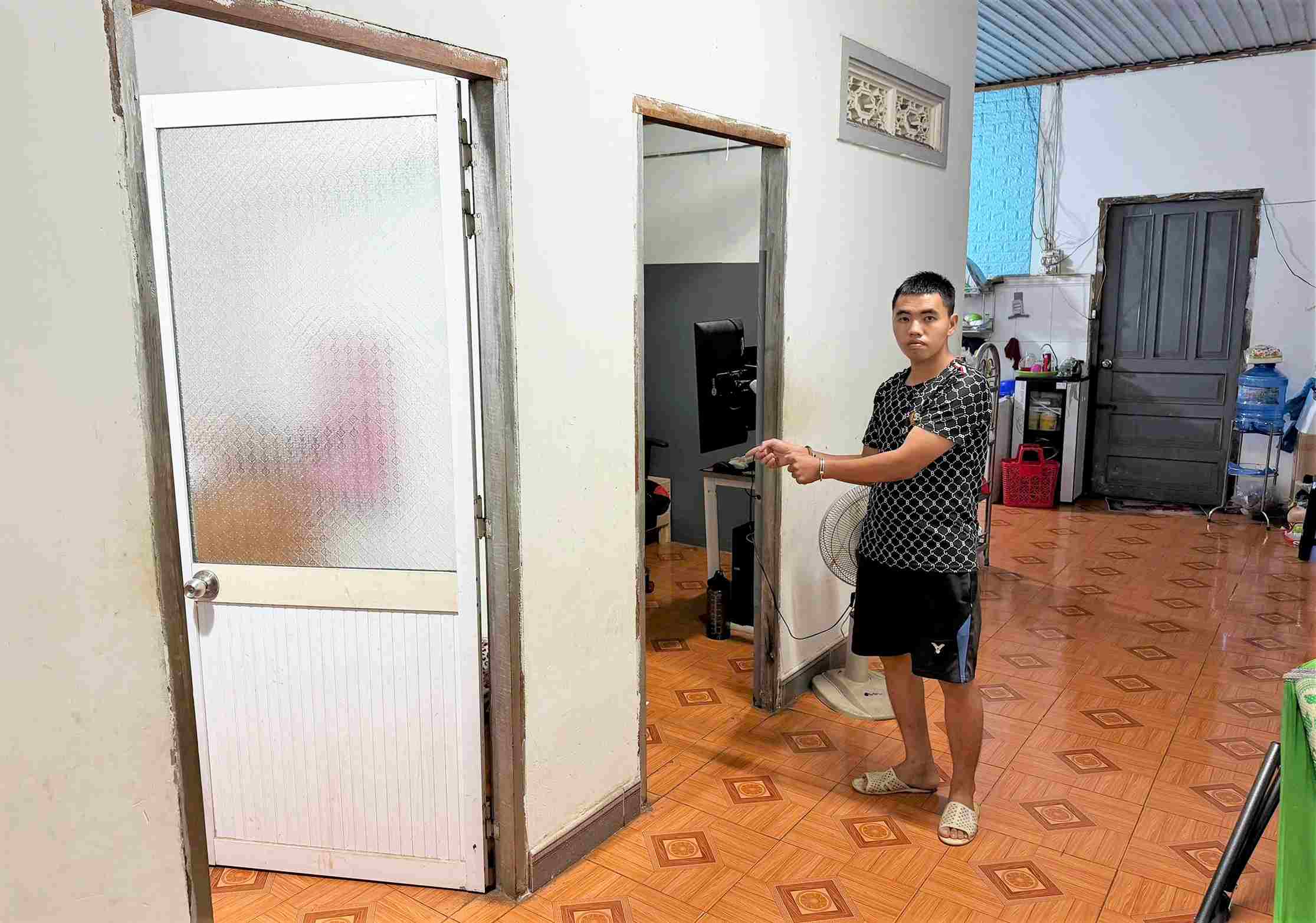 Bui Ngoc Hau fue detenido para ser investigado por robo. Foto: Than Hy