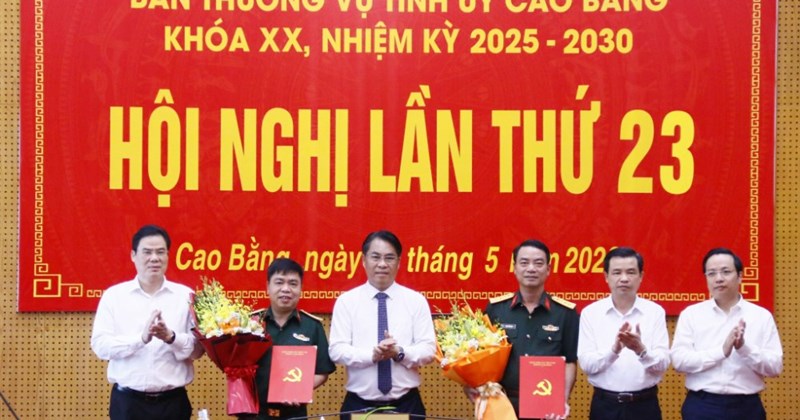 Ba Đại tá Quân đội nhận nhiệm vụ mới, 6 đơn vị nhận Huân chương