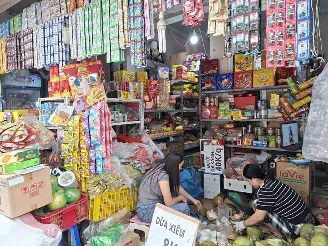 Business households must fully notify bank accounts and e-wallets related to business activities to tax authorities according to new regulations from 2026. Photo: Ha Vy