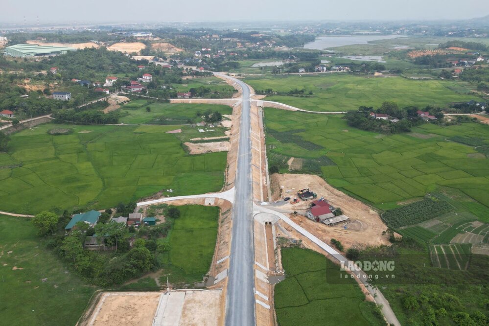 Overview of the extended inter-regional road. Photo: To Cong