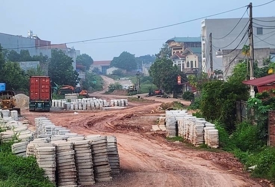 Loc Binh Bridge Project No. 1, traffic road and resettlement area of Luc Thon commune, Loc Binh commune, Lang Son province has just been adjusted. Photo: Khanh Linh