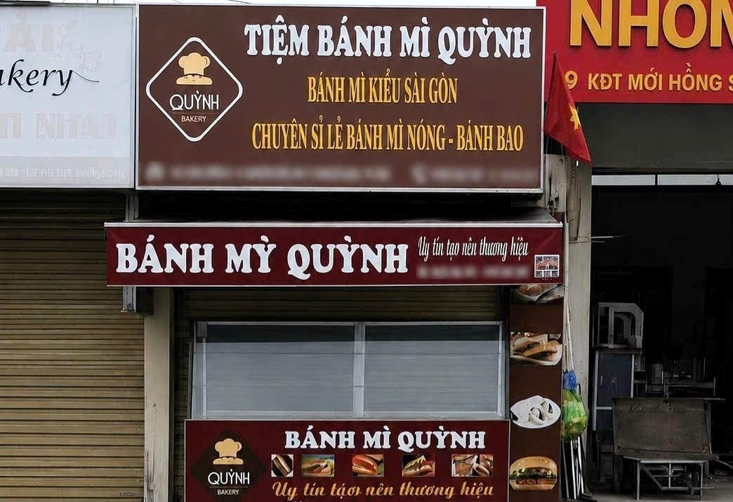 Xử phạt 80 triệu đồng, đình chỉ 3 tháng đối với 2 cơ sở Tiệm bánh mì Quỳnh ở Nghệ An do vi phạm an toàn thực phẩm, gây ngộ độc cho nhiều người. Ảnh: Ngọc Anh
