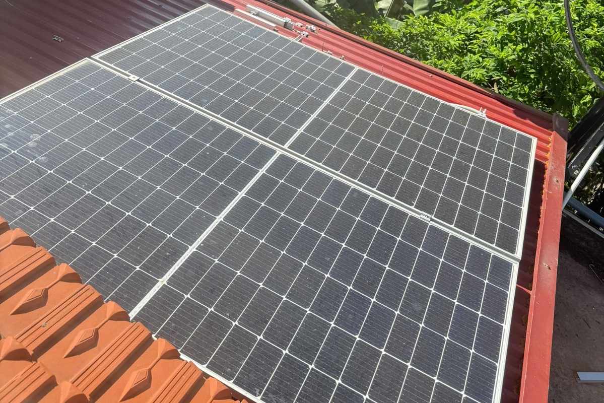 Save up to 90% of electricity bills thanks to installing rooftop solar power systems. Photo: Thanh Binh